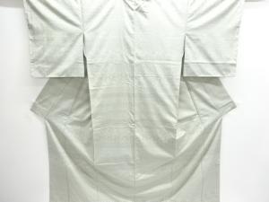 未使用品　古典柄に花唐草模様織出し本場結城紬80亀甲着物（石下）